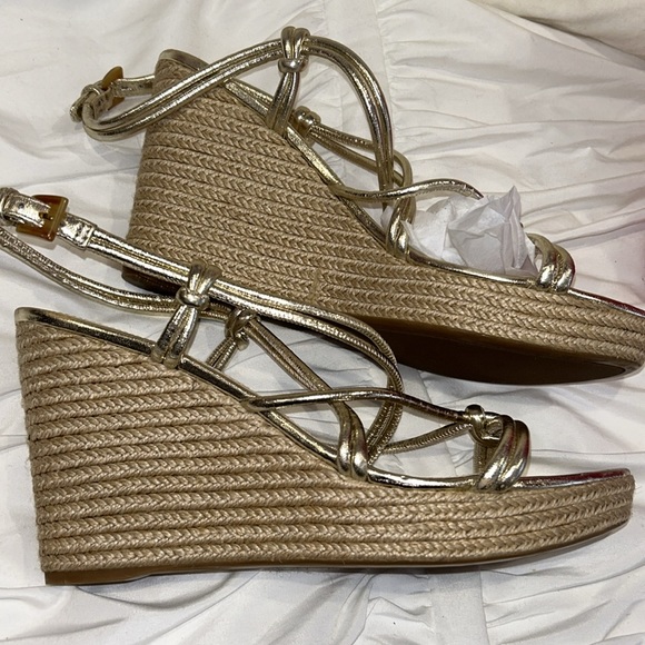 PRADA Gold Leather Strappy Wedged Sandals-39.5 - Picture 3 of 14